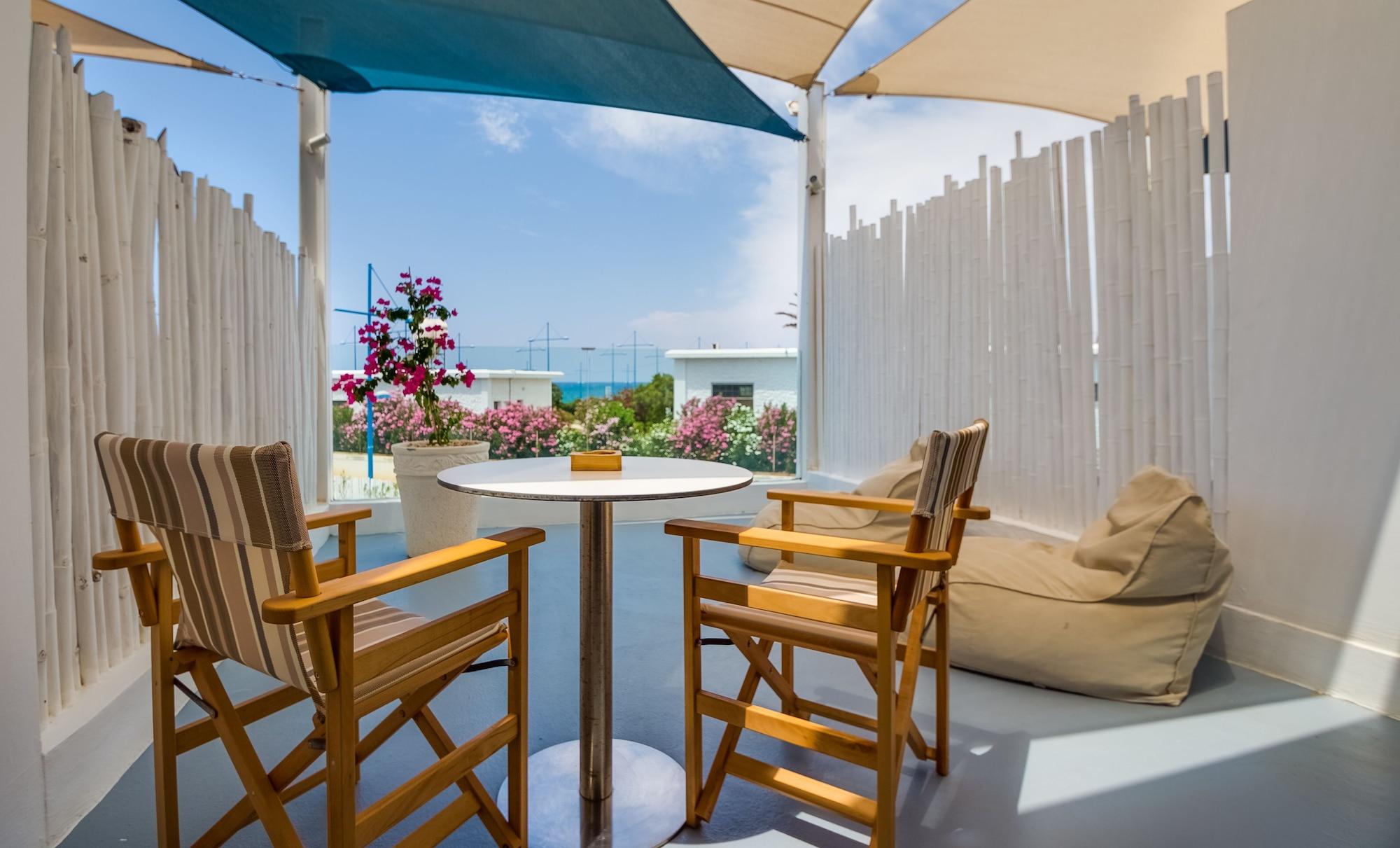Blue Harbour Boutique Aparthotel Ayia Napa Bagian luar foto