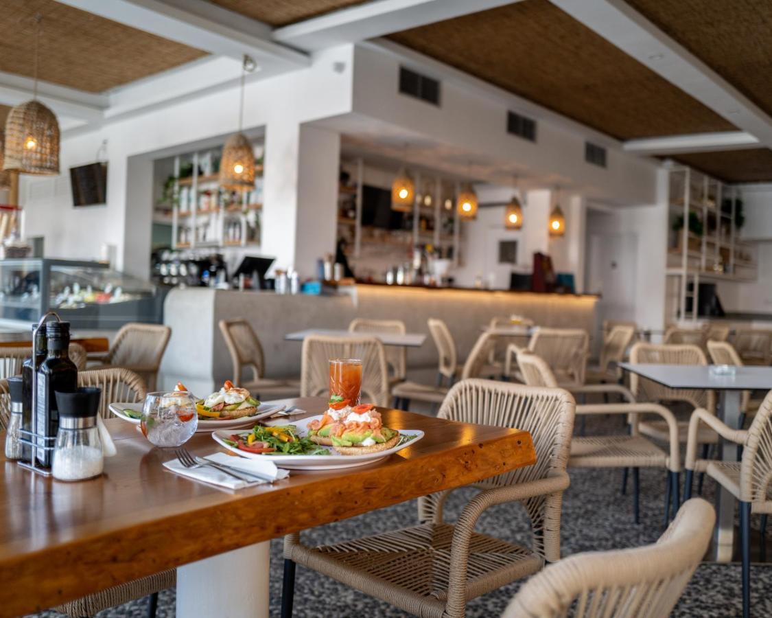 Blue Harbour Boutique Aparthotel Ayia Napa Bagian luar foto