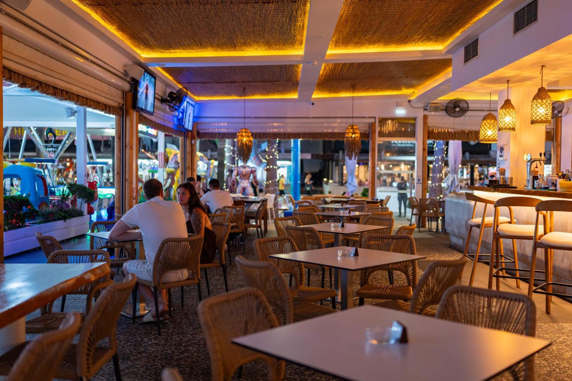 Blue Harbour Boutique Aparthotel Ayia Napa Bagian luar foto